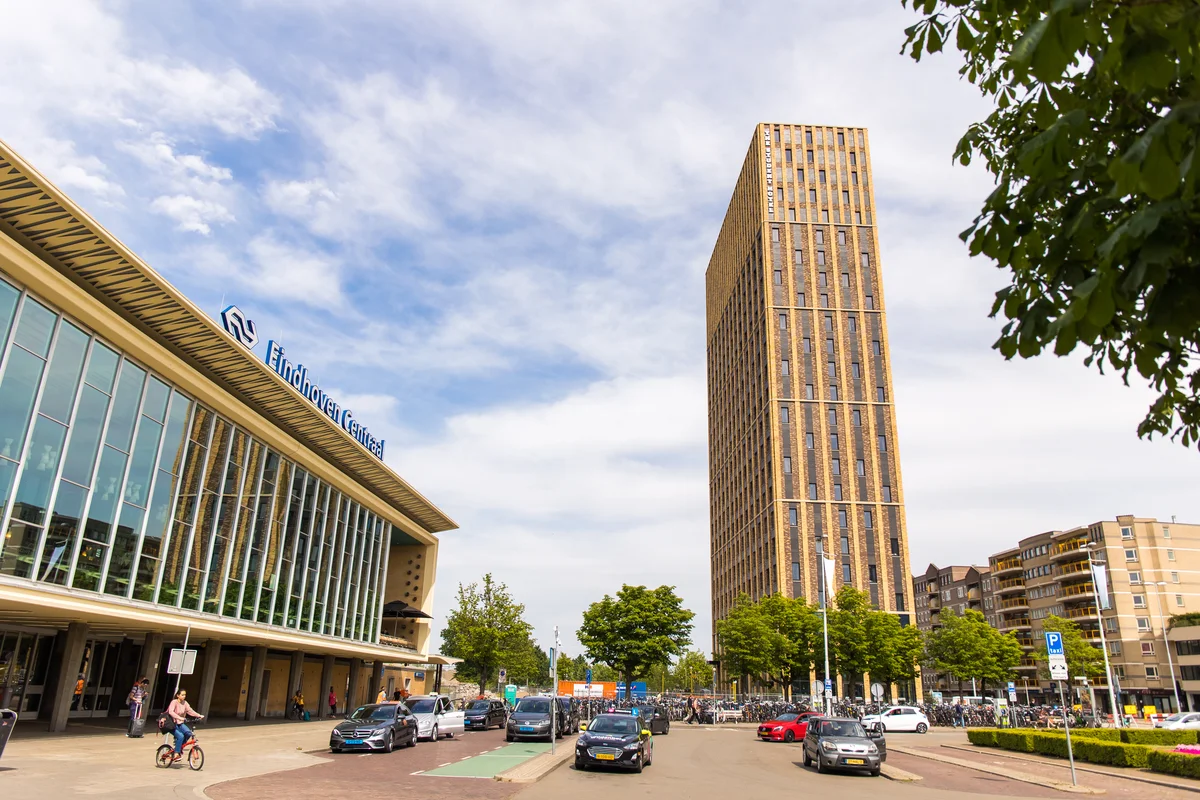 Eindhoven in magazine over populaire stationslocaties voor wonen en werken